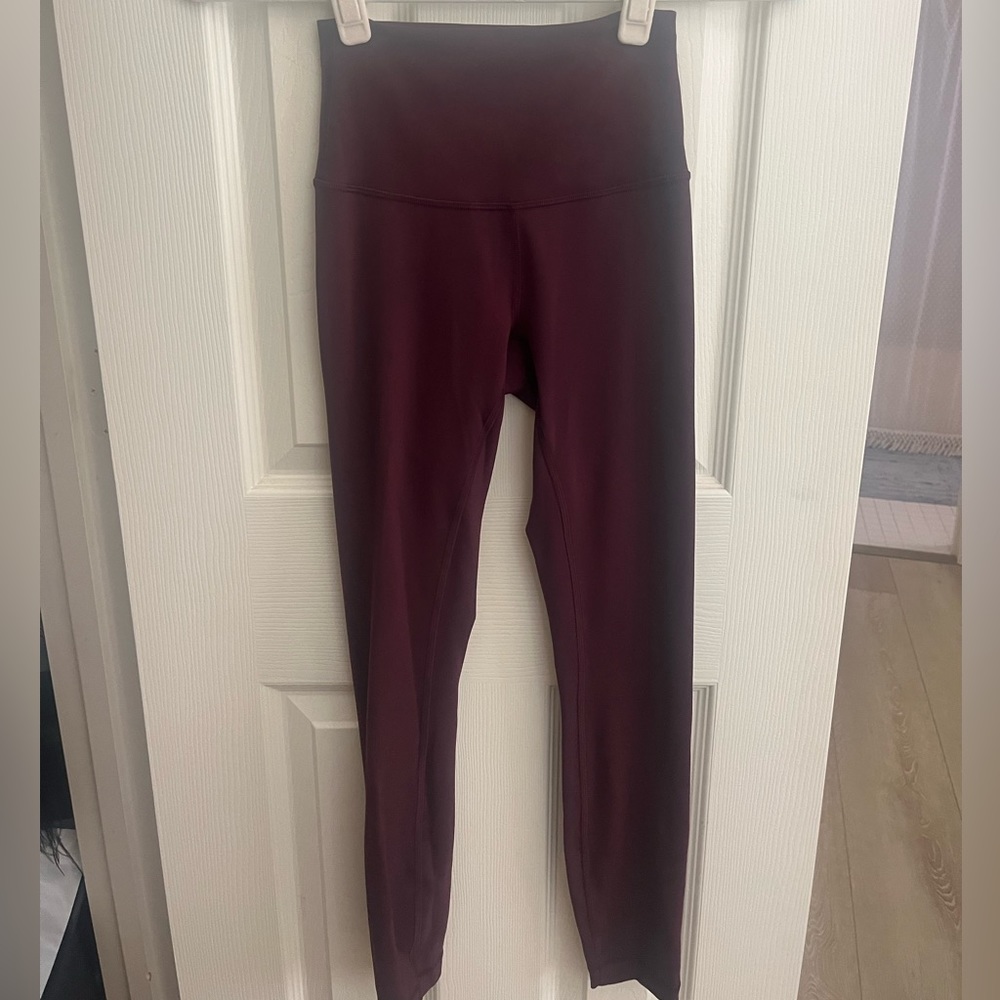 Lululemon Wunder Under leggings 25” size 0